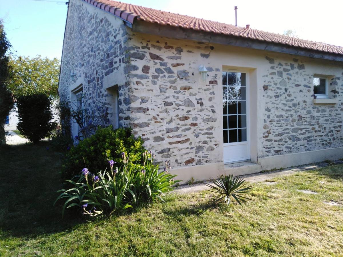 Gite Du Petit Gue Frossay Εξωτερικό φωτογραφία